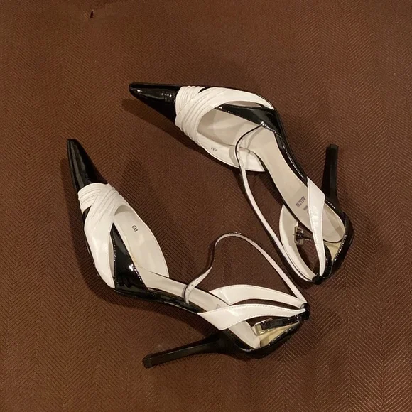 Bakers Black and White Women's Heels - Picture 4 of 5